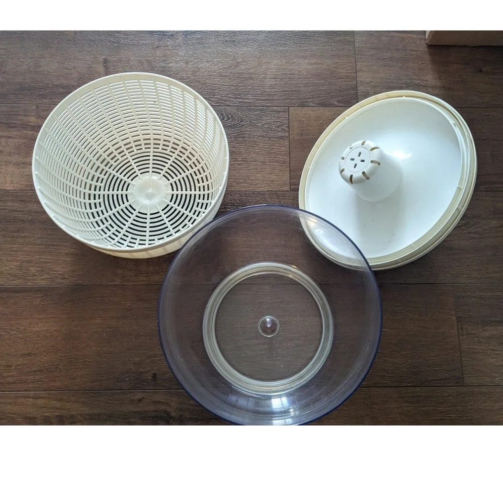 OXO Good Grips Salad Spinner‎ Green Black White Large Capacity Kitchen Tool